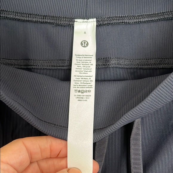 Lululemon Dance Studio Mid-Rise Cropped Pant black navy size 8 - Picture 5 of 8